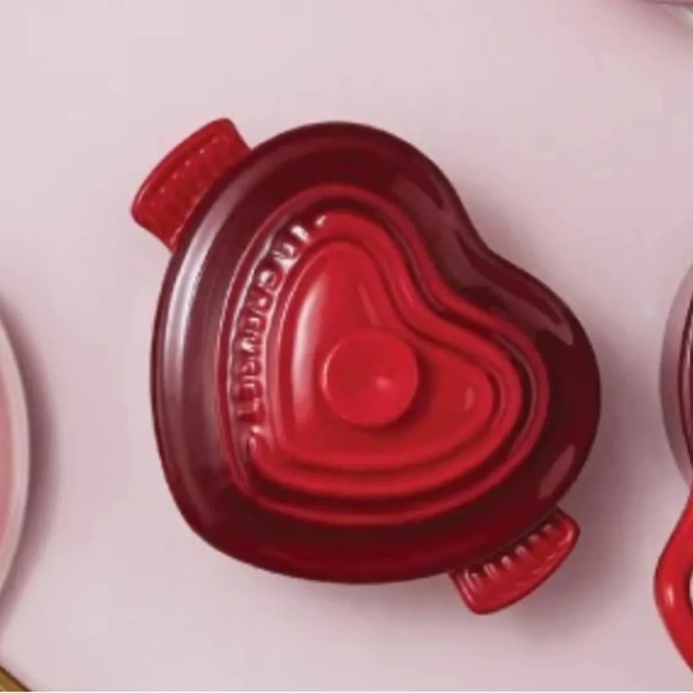 Le Creuset ❤️Cerise Red Petite Heart Casserole Mini Cocotte Ramekin NIB